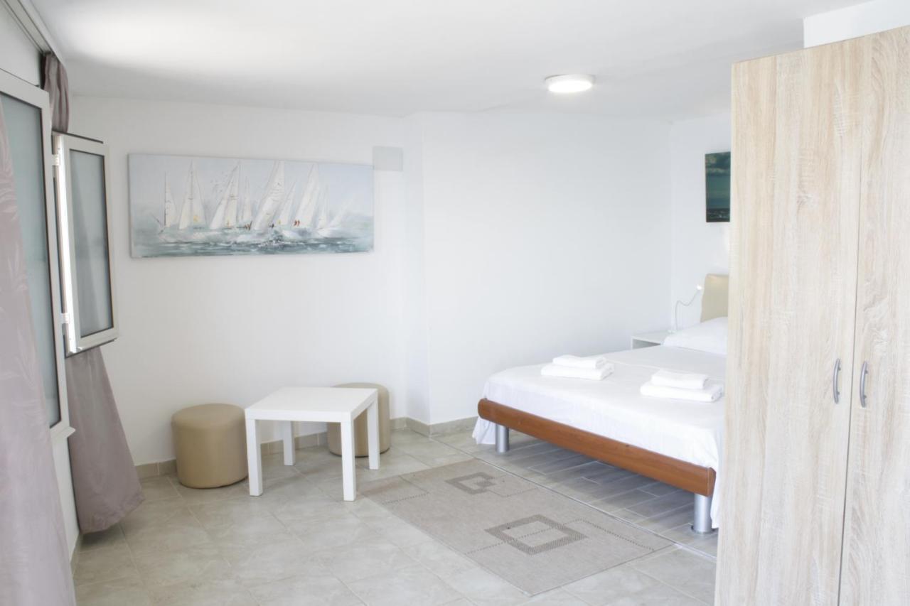 Villa Oceanus Hvar Town Esterno foto