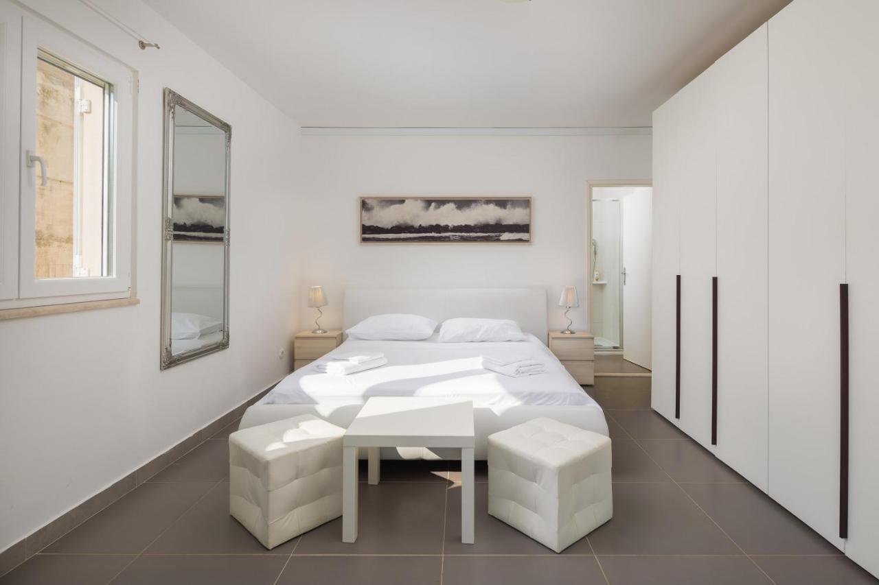 Villa Oceanus Hvar Town Esterno foto